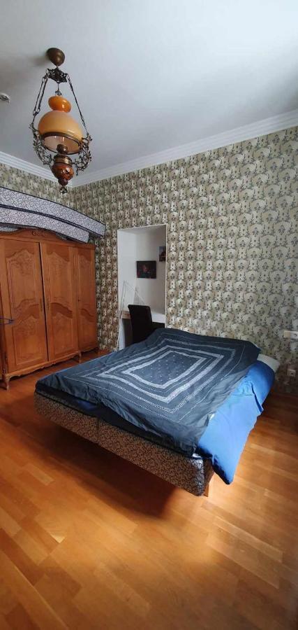 Cozy Apartment On The Town Hall Square Tallinn Extérieur photo